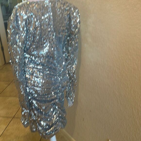OW Collection Size L Sequin Glitter Dress Silver Vegas Nightclub Cocktail Mini - Picture 7 of 11